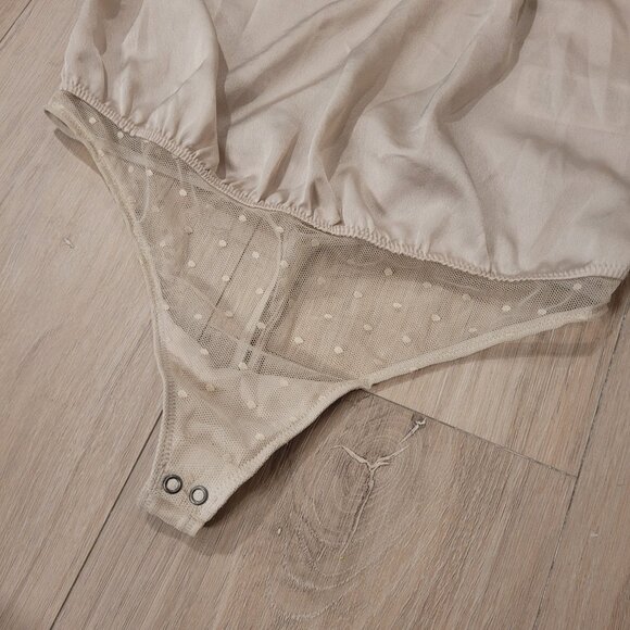 NWT ABERCROMBIE & FITCH | Lace Satin Sleeveless Bodysuit | Sz. S - Picture 6 of 10